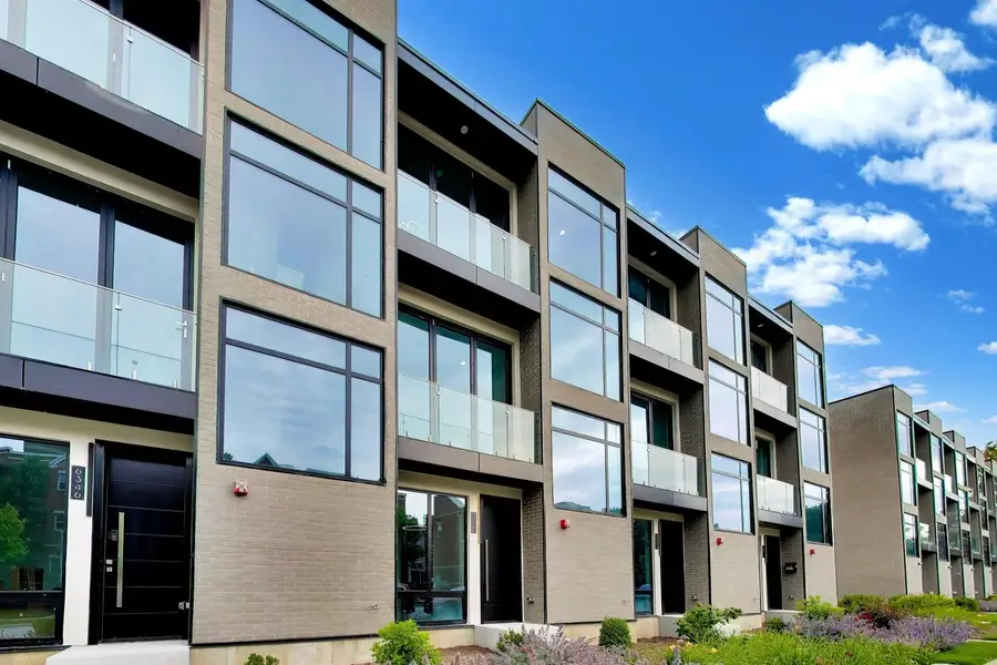 6342 Hennings Court, Morton Grove, IL 60053 - #3