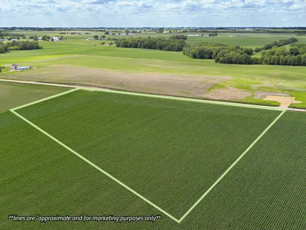 0000 270th Street, De Witt, IA 52742