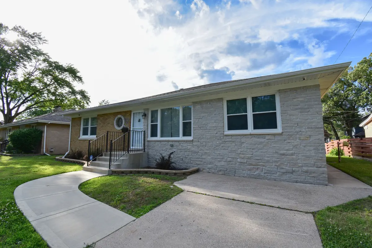 36 159th Street, Calumet City, IL 60409 - #1