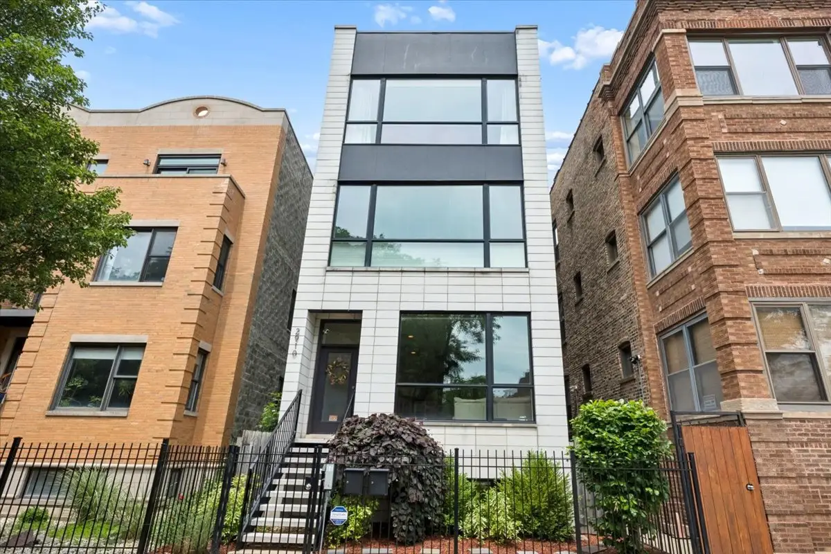 2910 W Palmer Street #1, Chicago, IL 60647 - #1