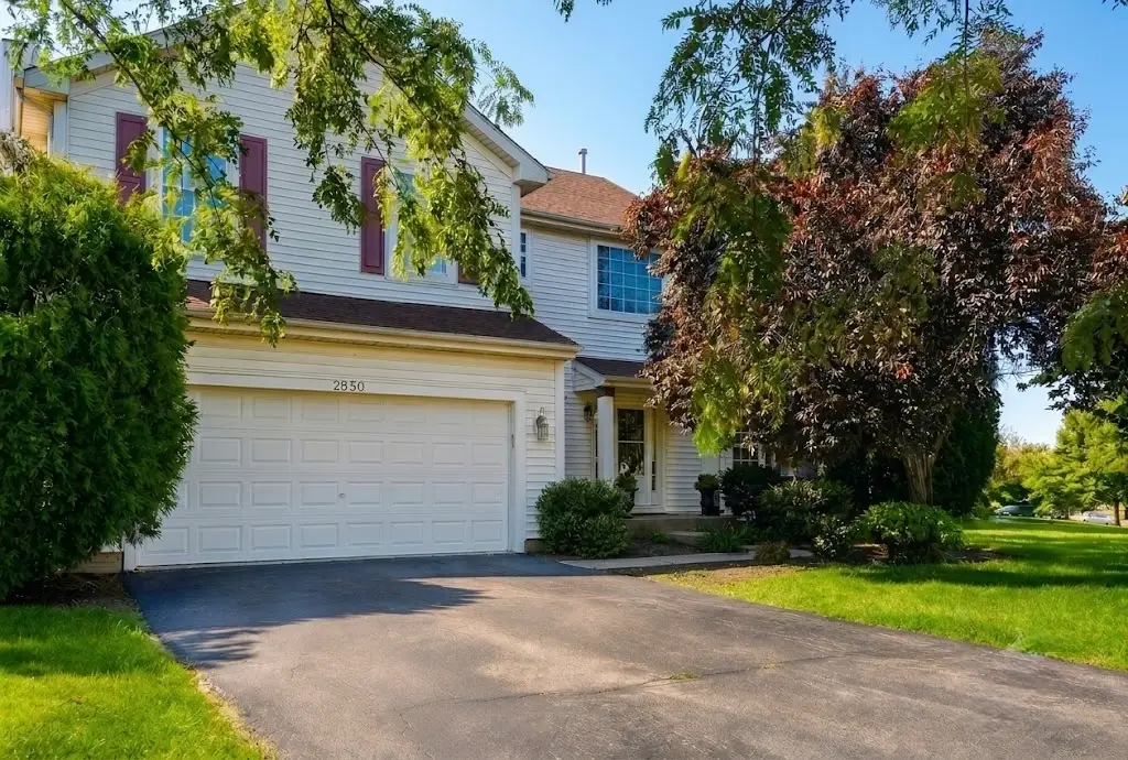 2850 Farmington Drive, Lindenhurst, IL 60046 - #1