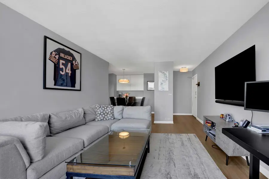 2740 N Pine Grove Avenue #9B, Chicago, IL 60614 - #3