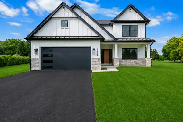 16212 Peregrine Trail, Huntley, IL 60142