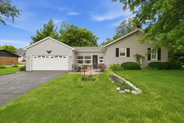 328 Milburn Avenue, Crete, IL 60417