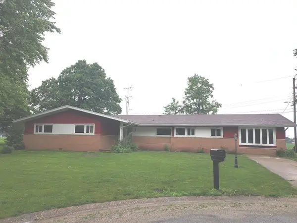 34 Walnut Circle, Tuscola, IL 61953