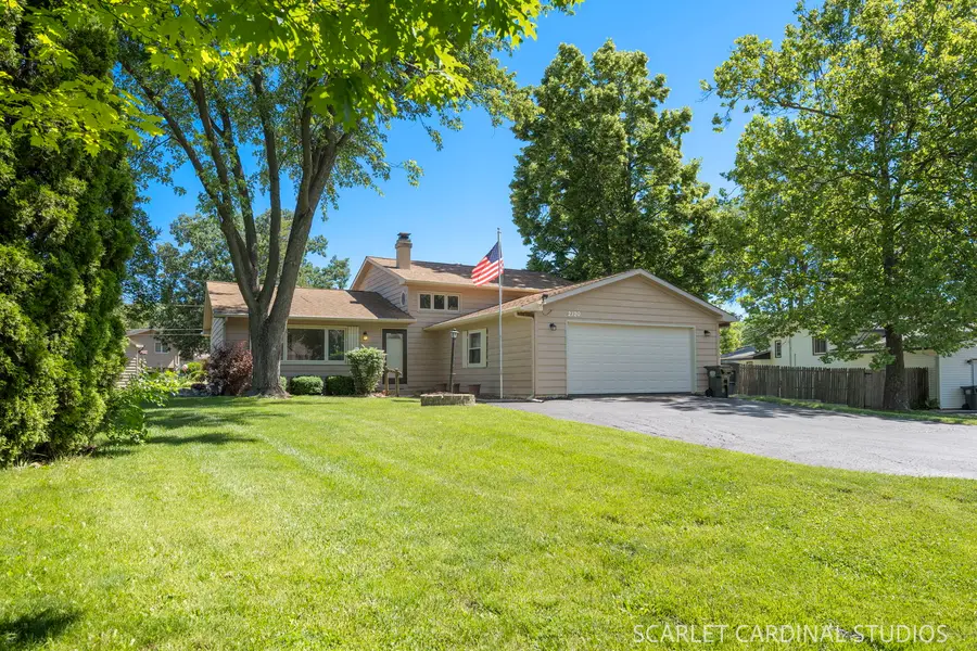 2120 Meadow Drive, Lindenhurst, IL 60046 - #2