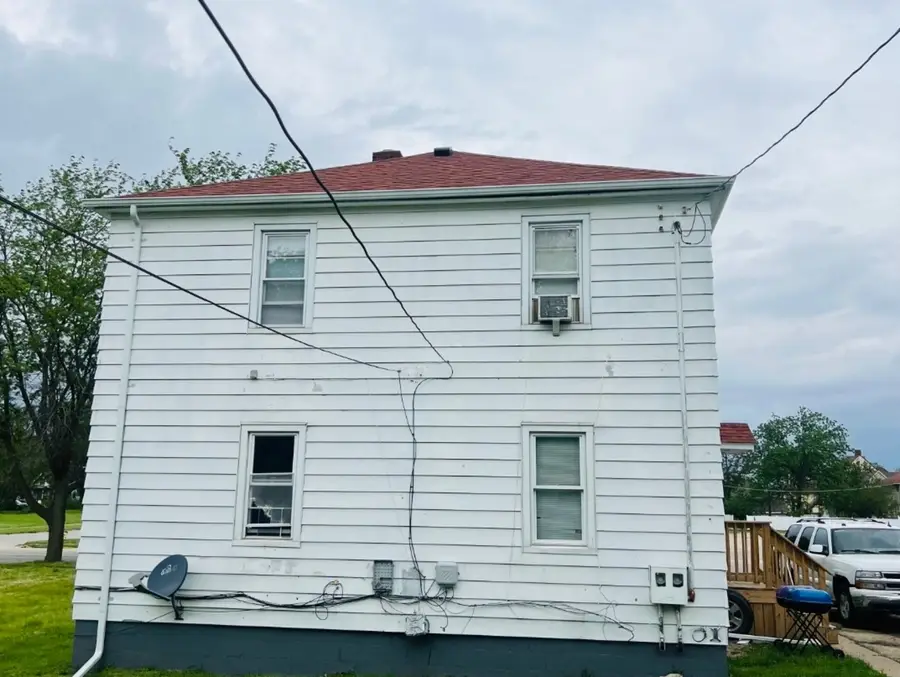 1020 E Court Street, Kankakee, IL 60901 - #2