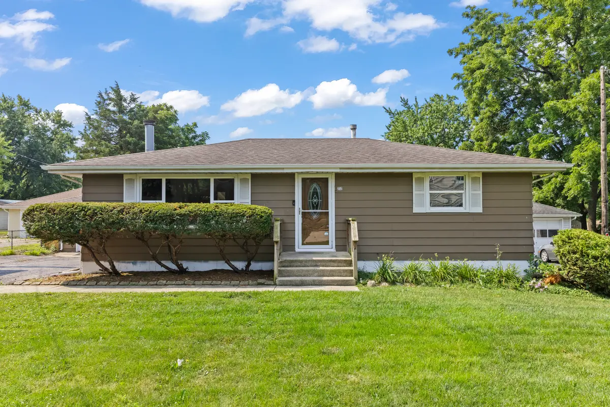 237 E North Street, Lockport, IL 60441 - #1