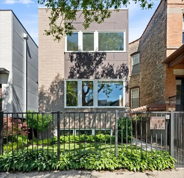 1859 N Albany Avenue, Chicago, IL 60647