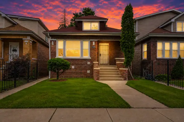 7526 S Honore Street, Chicago, IL 60620