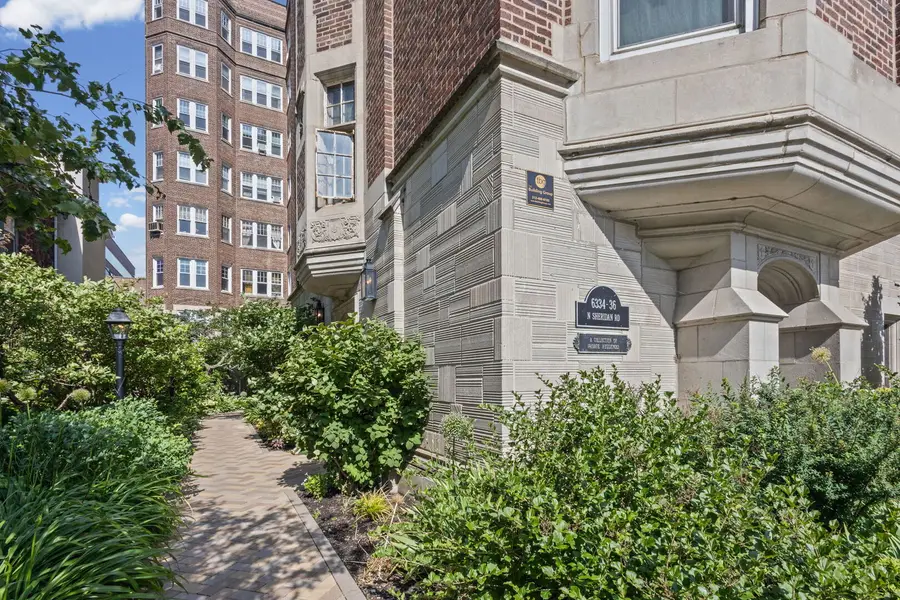 6334 N Sheridan Road #1E, Chicago, IL 60660 - #2