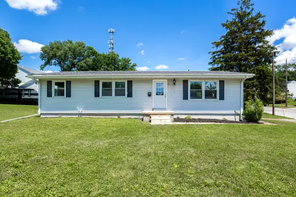 1820 E 16th Street, Davenport, IA 52803