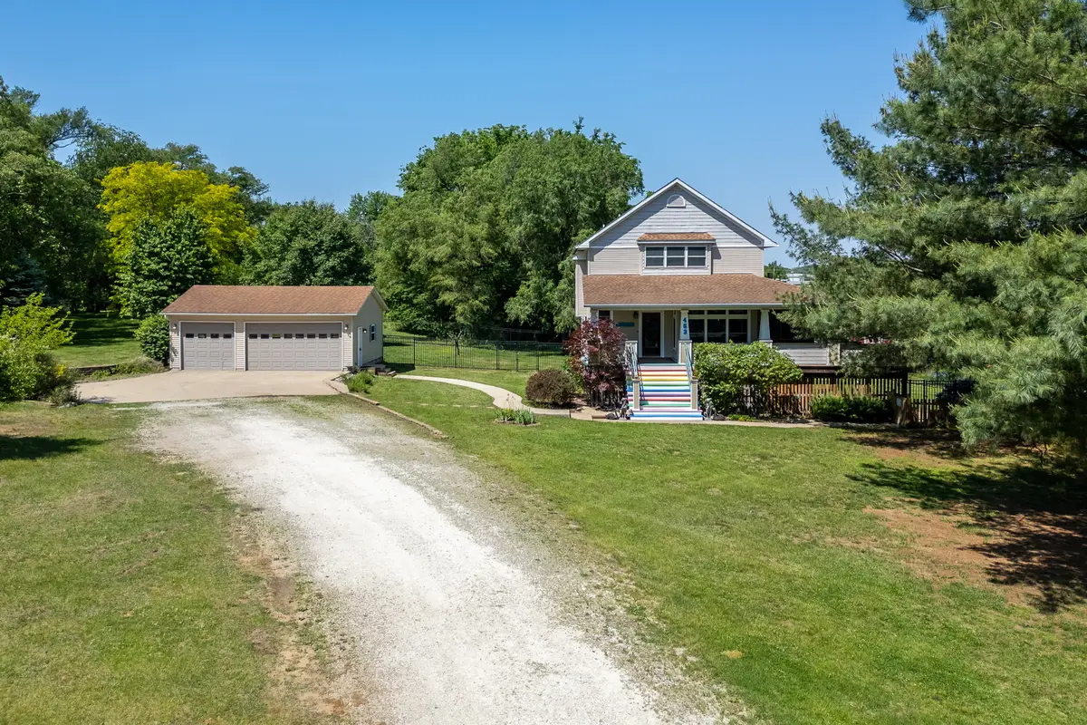 463 40th Street, East Moline, IL 61244 - #1