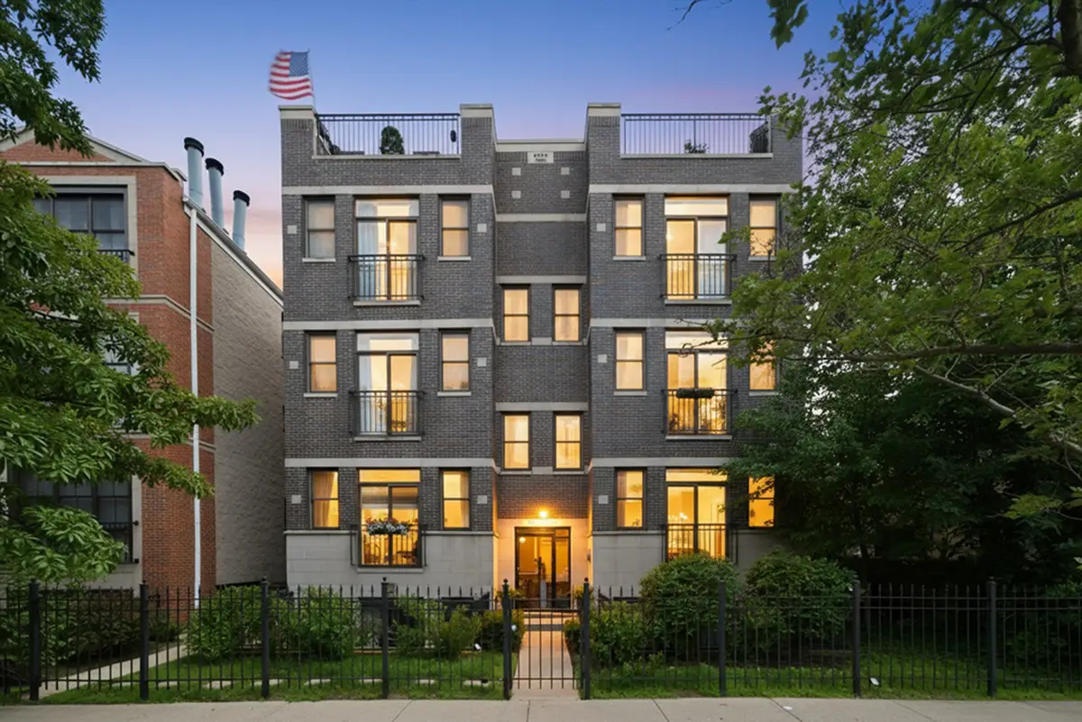 1109 W Cornelia Avenue #1W, Chicago, IL 60657 - #1