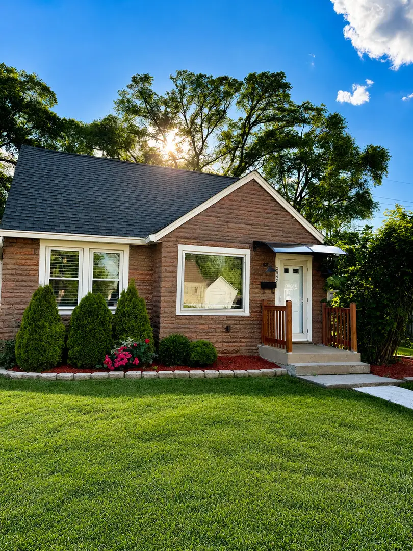 2842 Rhodes Avenue, Melrose Park, IL 60164 - #2