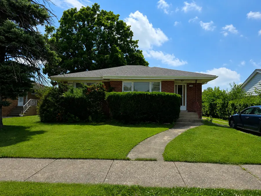 11043 Boeger Court, Westchester, IL 60154 - #2