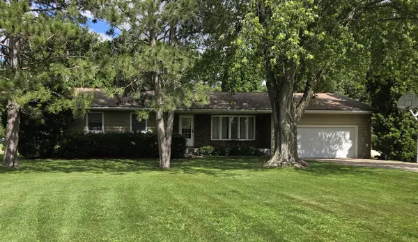 6428 S Oakwood Lane, Polo, IL 61064