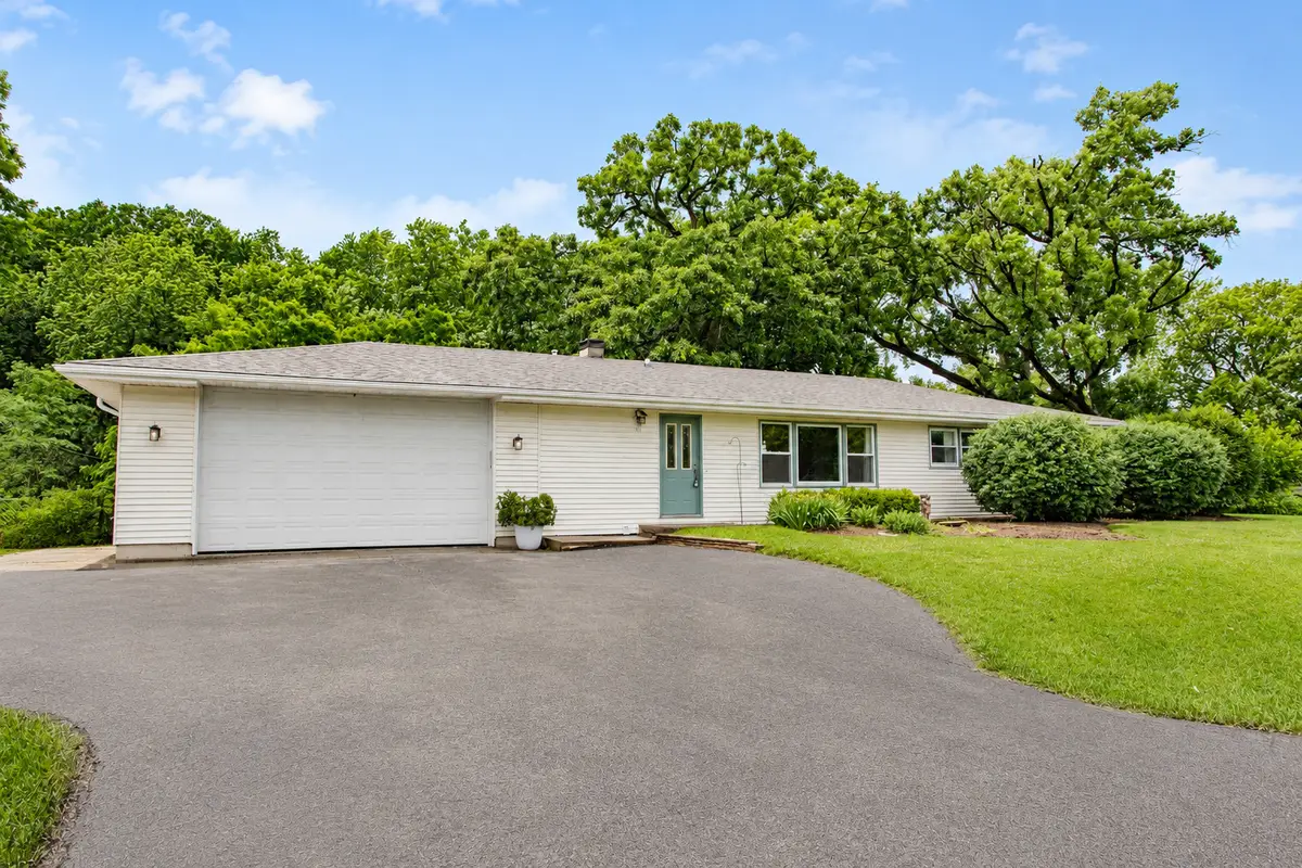 1317 N Oakwood Drive, McHenry, IL 60050 - #1