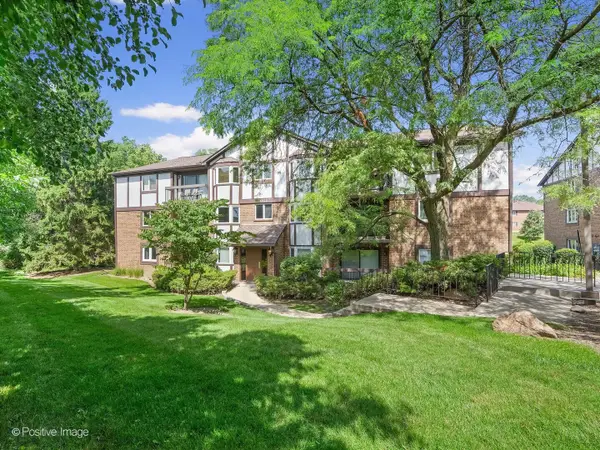 6820 Joliet Road #5, Indian Head Park, IL 60525