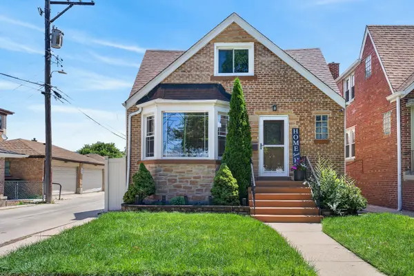 6365 N Mobile Avenue, Chicago, IL 60646