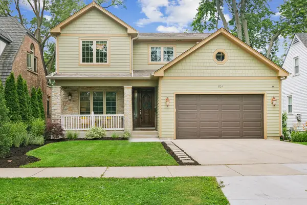 824 N Ridge Avenue, Arlington Heights, IL 60004