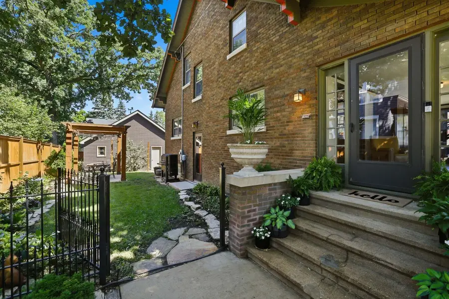 500 Cedar Street, Saint Charles, IL 60174 - #2