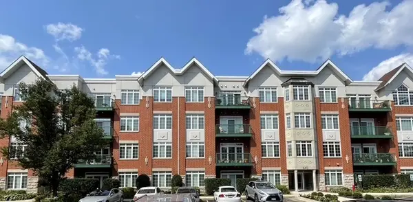 640 Mchenry Road #408, Wheeling, IL 60090