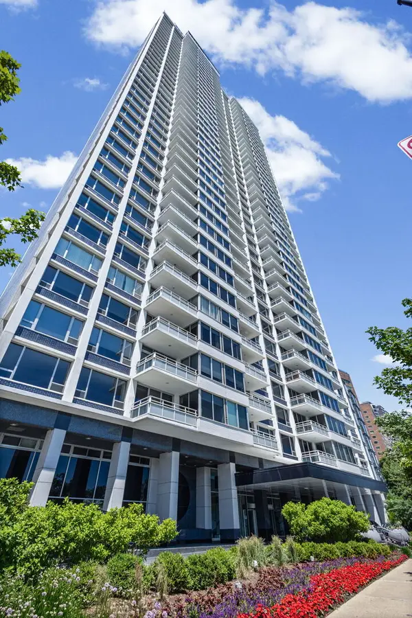 1300 N Lake Shore Drive #9A, Chicago, IL 60610