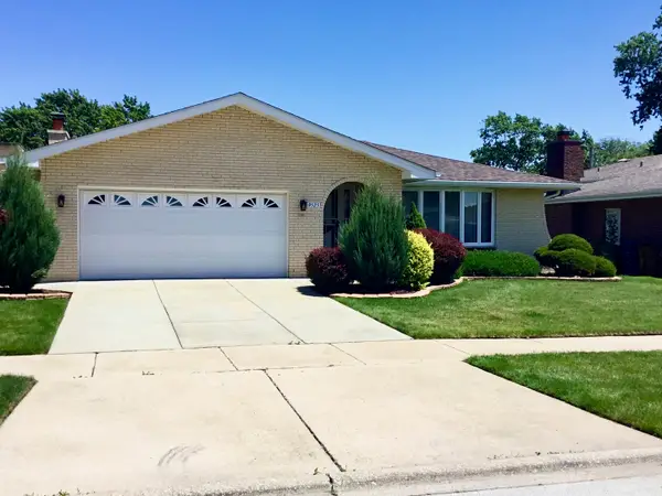 9525 S Kolin Avenue, Oak Lawn, IL 60453