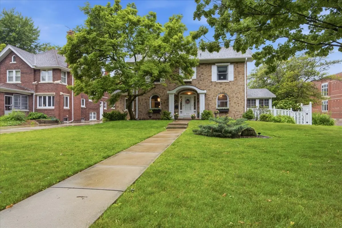 542 Jackson Avenue, River Forest, IL 60305 - #1