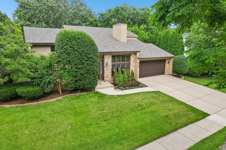 6225 Meyer Road, Woodridge, IL 60517 - #2