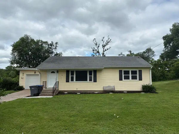 9020 27th Street, Milan, IL 61264