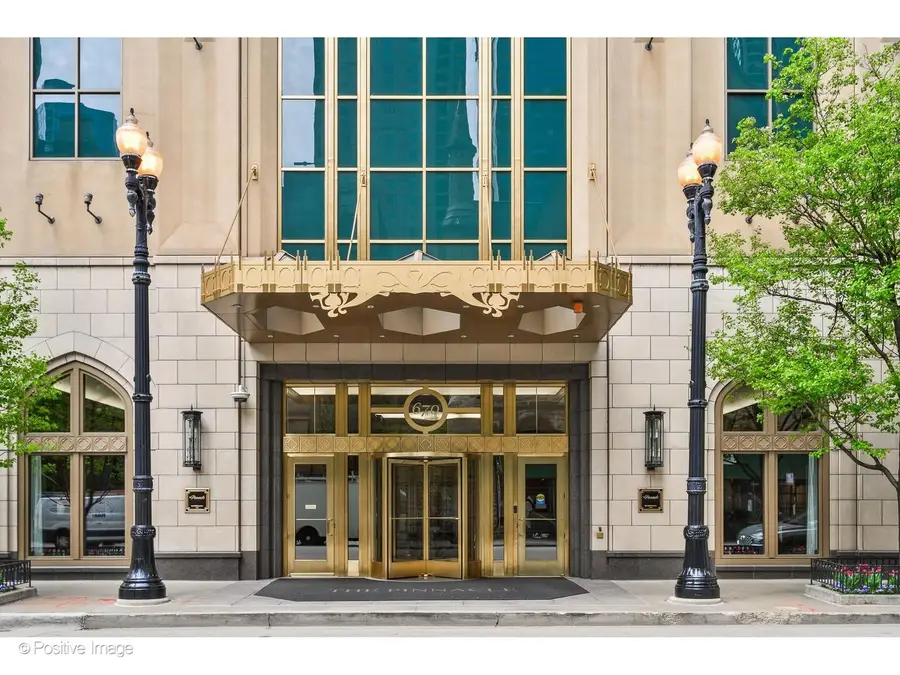 21 E Huron Street #3204, Chicago, IL 60611 - #2