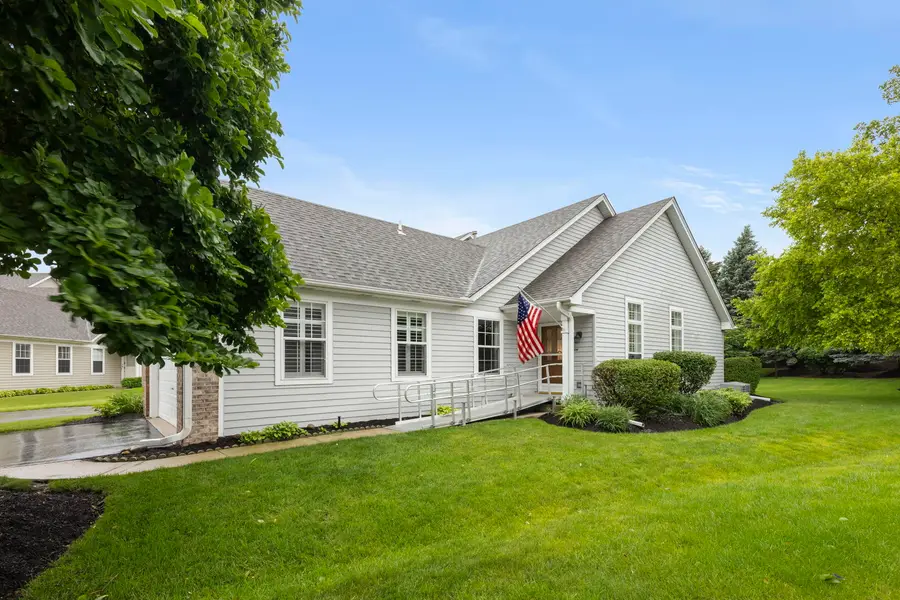 413 Carriage Court, Oswego, IL 60543 - #2