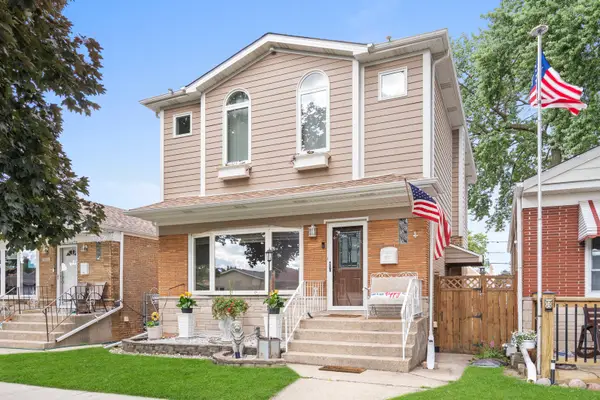 3537 Harvey Avenue, Berwyn, IL 60402