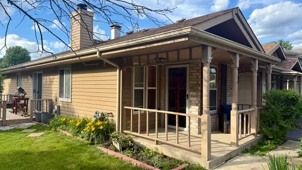 151 Pier Court, Naperville, IL 60565