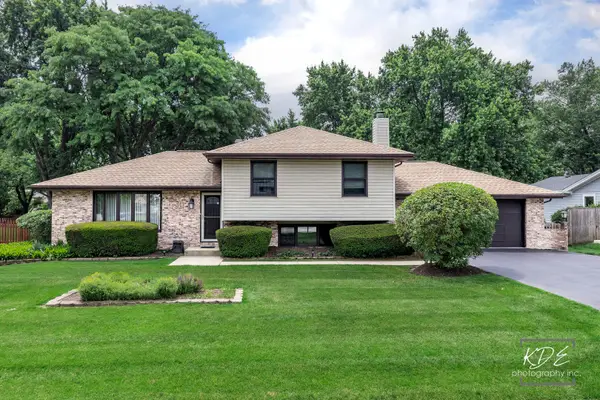 29W303 Hartman Drive, Naperville, IL 60564