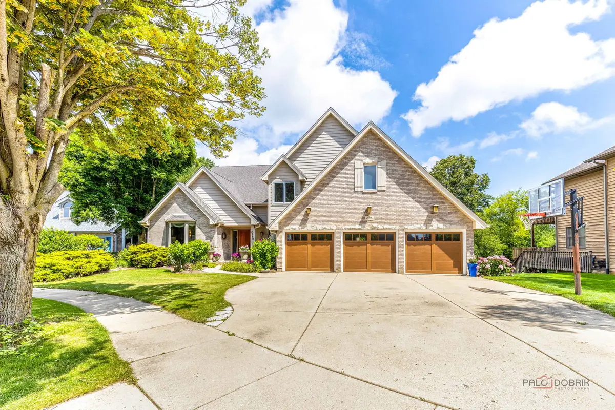 2768 Glendower Terrace, Elgin, IL 60124 - #1