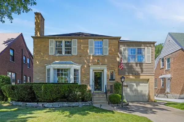 731 Selborne Road, Riverside, IL 60546