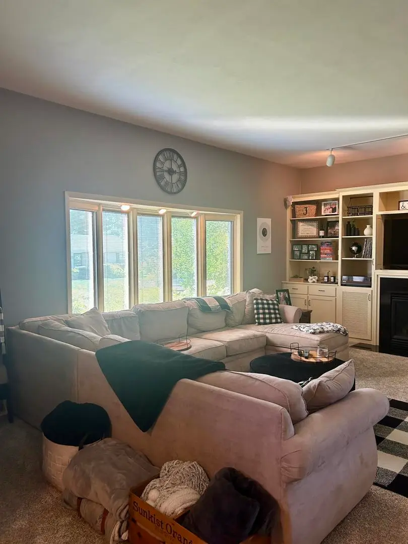 672 W Karen Drive, Decatur, IL 62526 - #3