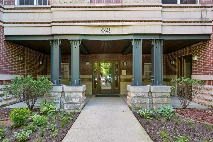 3845 N Ashland Avenue #4E, Chicago, IL 60613 - #2