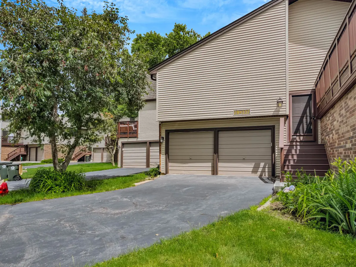 29W337 White Oak Drive, Warrenville, IL 60555 - #1