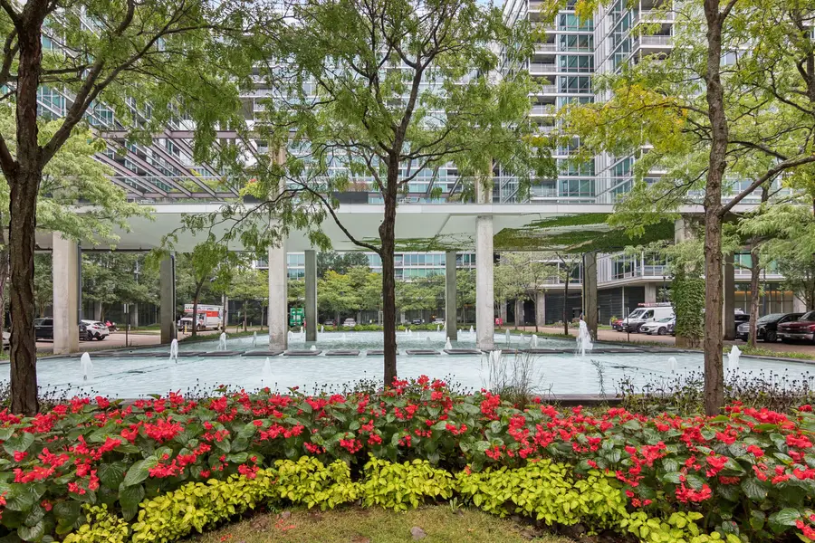 9655 Woods Drive #515, Skokie, IL 60077 - #3