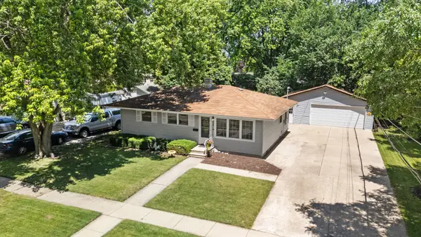 1628 E Dresser Road, DeKalb, IL 60115
