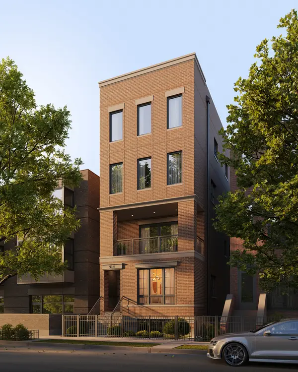 914 W Fletcher Street #2, Chicago, IL 60657