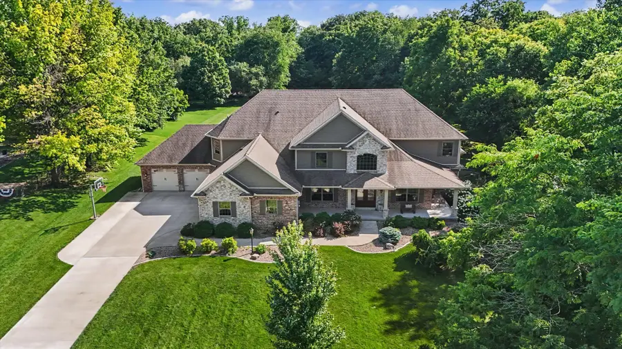 1309 Cross Creek Road, Mahomet, IL 61853 - #2