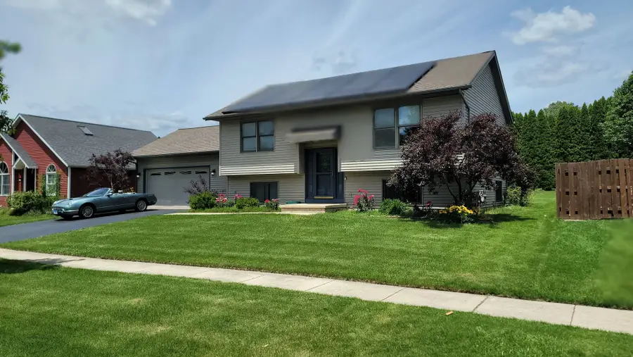 715 Cherry Tree Lane, Genoa, IL 60135 - #2