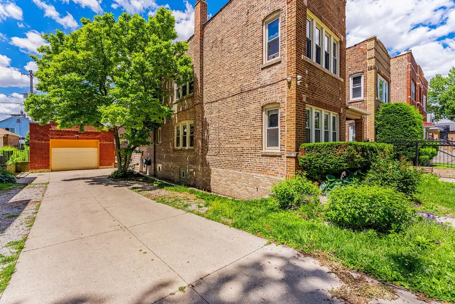 2844 S Throop Street, Chicago, IL 60608 - #2