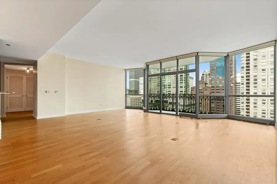 21 E Huron Street #2104, Chicago, IL 60611 - #2