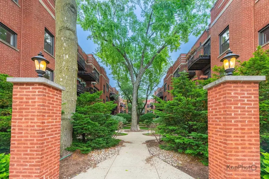 5913 N Paulina Street #2E, Chicago, IL 60660 - #2